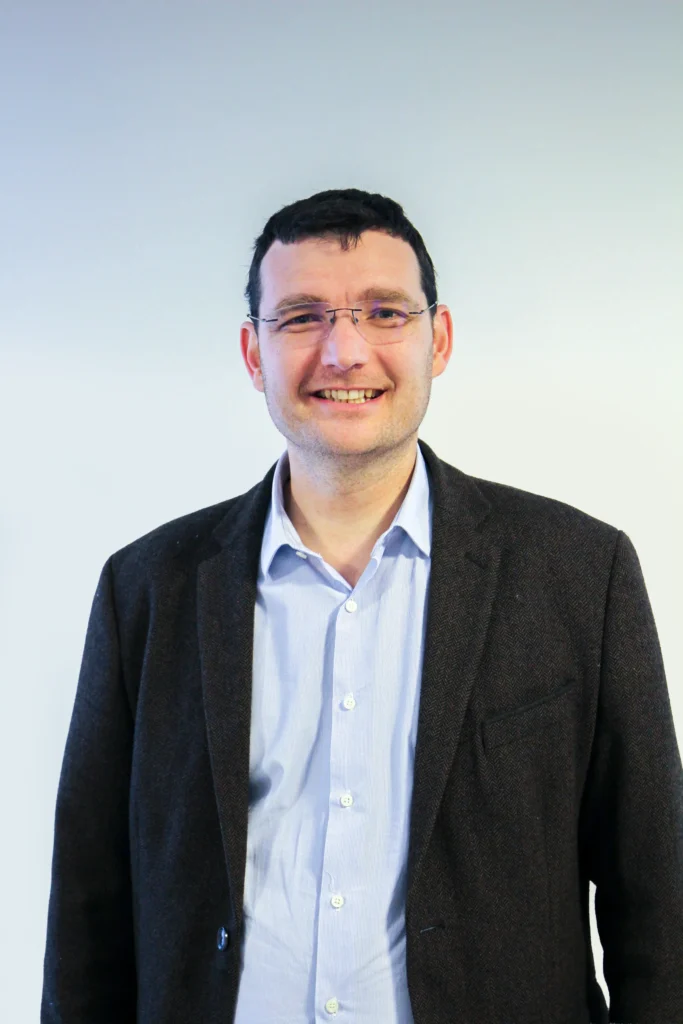 Photo portrait de Florent Panhard co-fondateur de CONSORIA syndic de copropriété à Versailles Viroflay Le Chesnay Rocquencourt